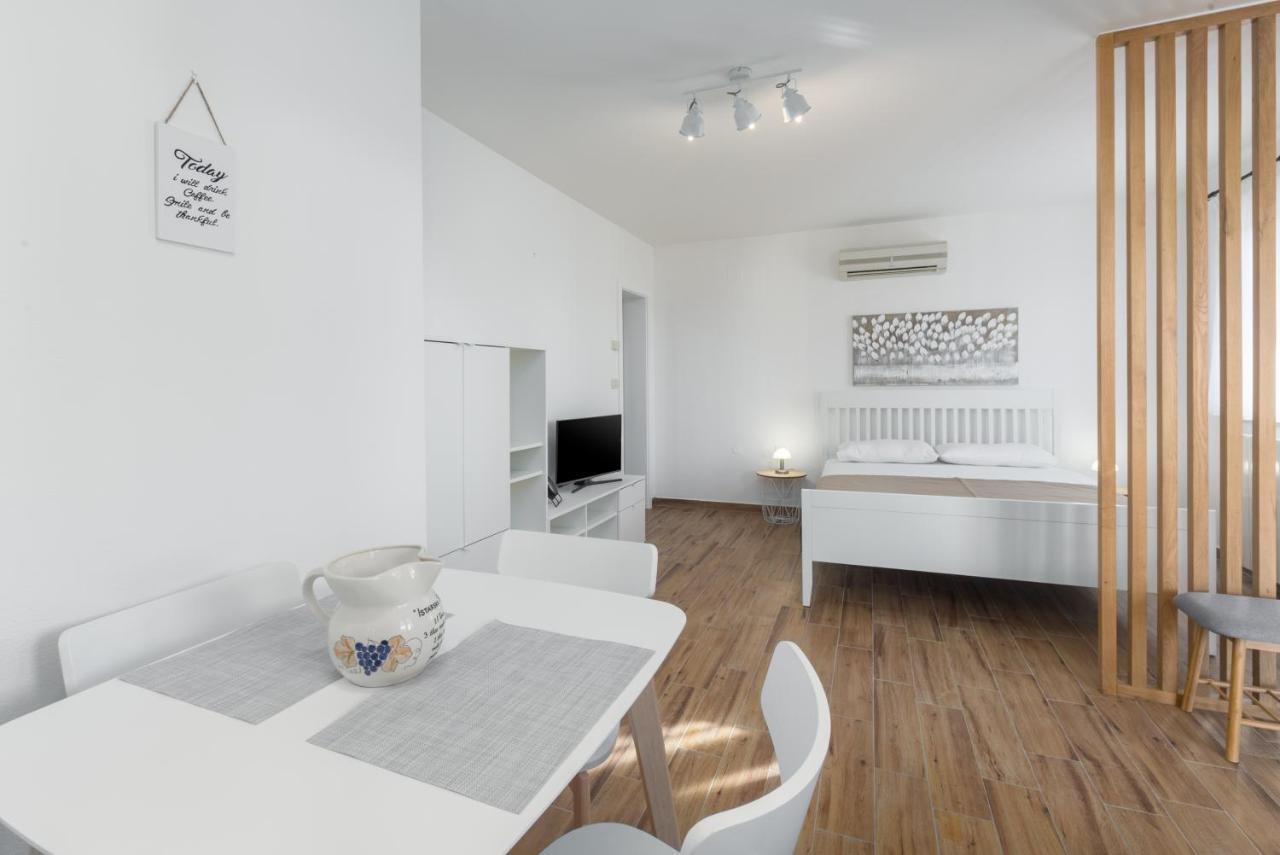 Apartmani Martincic Novigrad (Istria) Exterior foto